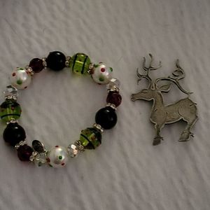 Ladies Christmas stretch bracelet and brooch